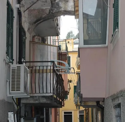 A Due Passi Dal Mare Penzion Moneglia